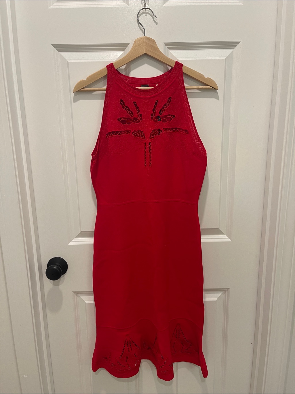 Nwt Elie Tahari Red Sleeveless Midi Dress With Cutout Detail